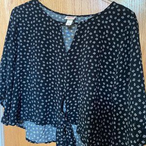 Mossimo cropped floral blouse